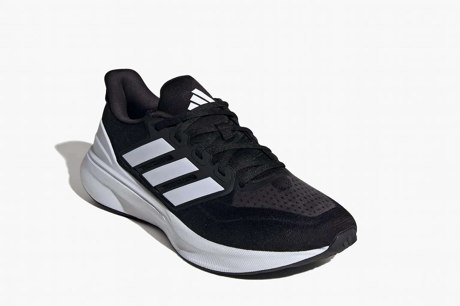 کتونی سفید آدیداس مدل جدید از بهترین برندهای کفش اسپرت